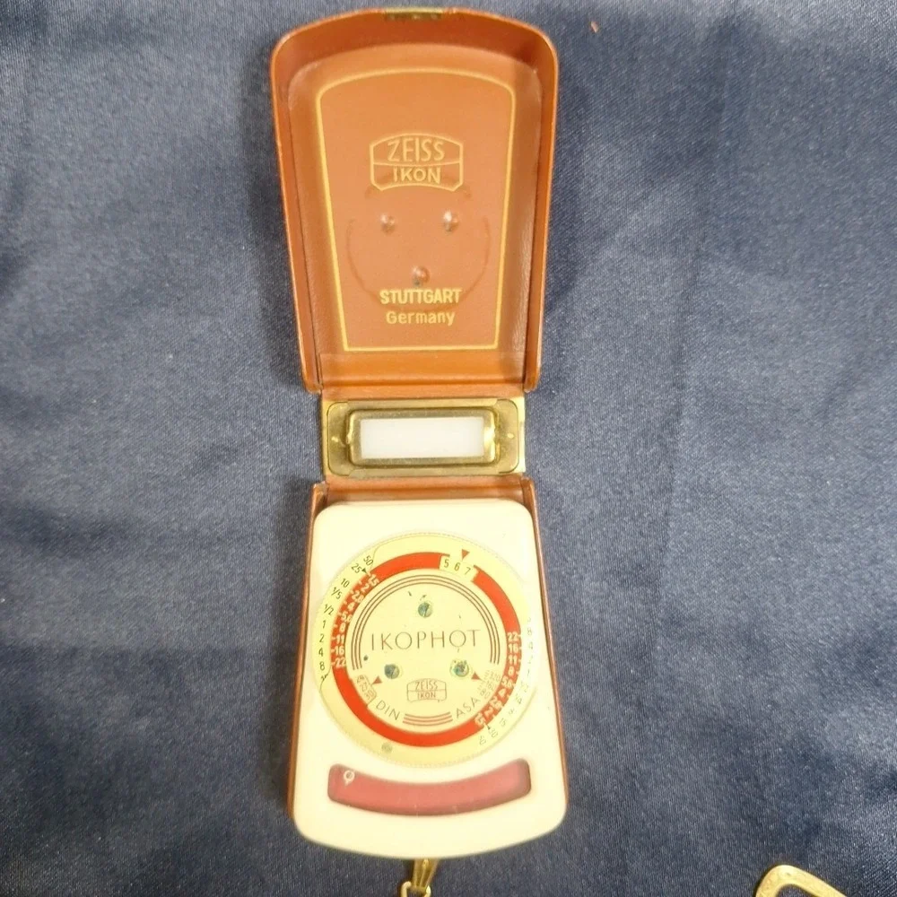 Vintage Zeiss Ikon Ikophot Selenium Light Meter Leather‎ Case Chain Book Germany